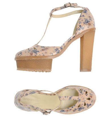 ZOOM OPENING CEREMONY - Closed-toe slip-ons