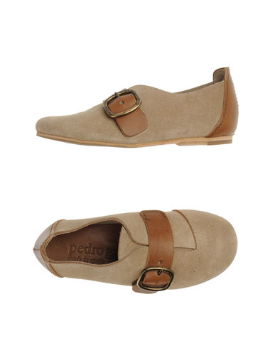ZOOM PEDRO GARCÍA - Moccasins