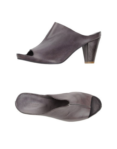 ZOOM STAR GROUP - High-heeled sandals
