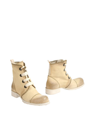ZOOM IXOS - Ankle boots