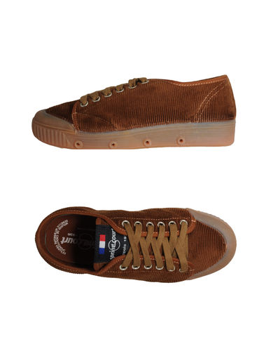 ZOOM SPRING COURT - Low-tops