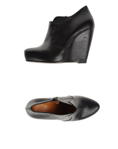 ZOOM HISTORY - Open-toe mule