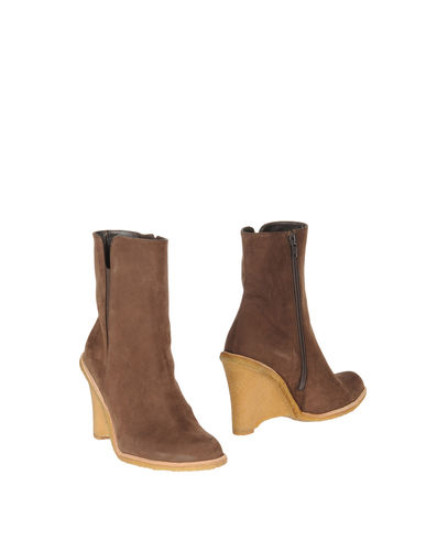 ZOOM STUART WEITZMAN - Ankle boots