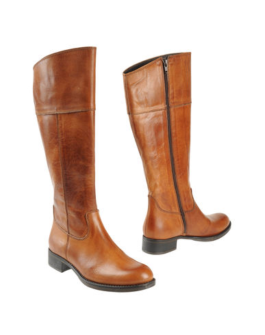 ZOOM GESTE PROPOSITION - Boots