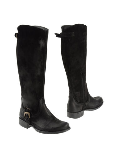 ZOOM GESTE PROPOSITION - Boots