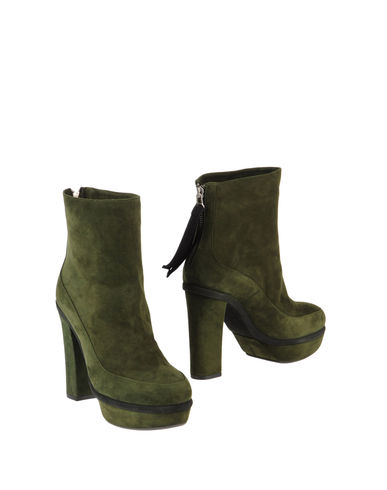 ZOOM MARNI - Ankle boots