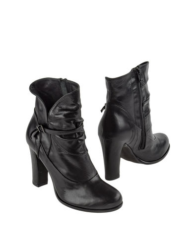 ZOOM EVADO - Ankle boots