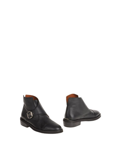ZOOM 67 SIXTYSEVEN - Ankle boots