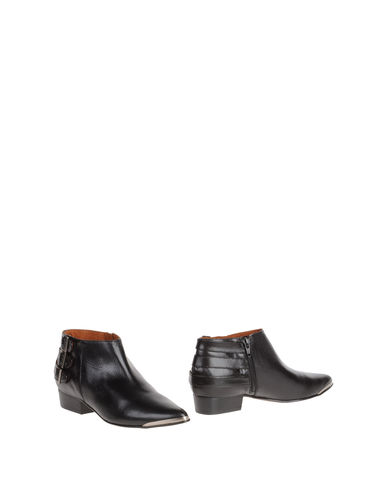 ZOOM 67 SIXTYSEVEN - Ankle boots