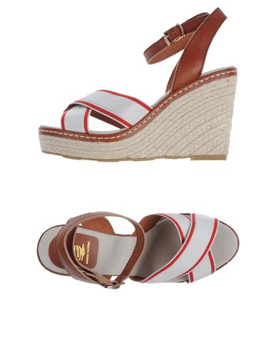 ZOOM MARINA YACHTING - Wedge
