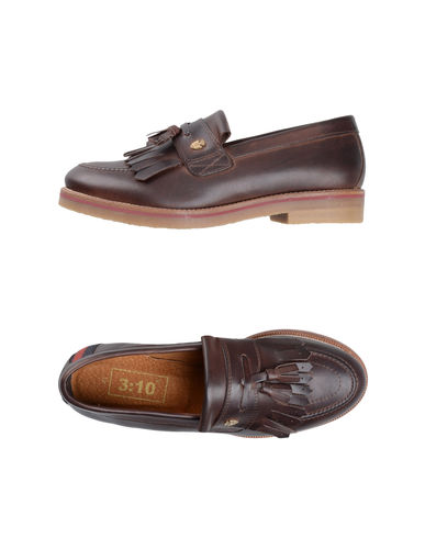 ZOOM 3:10 - Moccasins