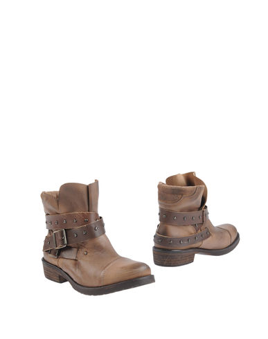 ZOOM TO BE LAND - Ankle boots