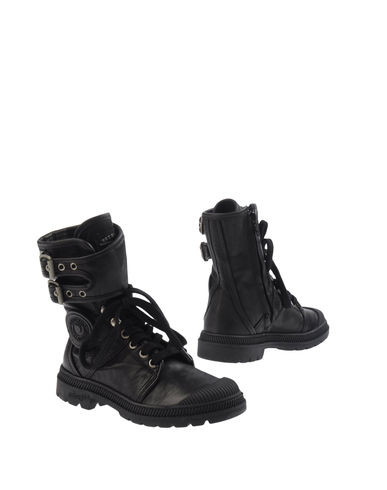 ZOOM PATAUGAS - Ankle boots