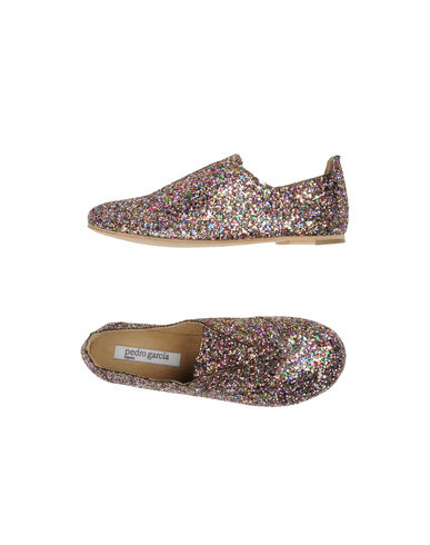 ZOOM PEDRO GARCÍA - Moccasins