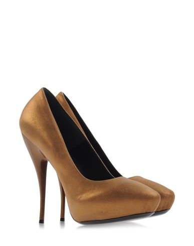 ZOOM VIKTOR & ROLF - Platform courts