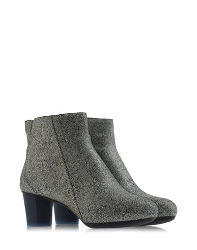ZOOM CAMPER - Ankle boots