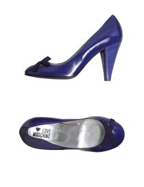 LOVE MOSCHINO - Closed-toe slip-ons