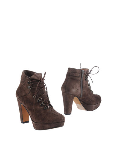 ZOOM TO BE - Ankle boots