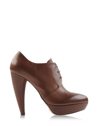 VIC MATIE' Loafers & Lace-ups Brogues on shoescribe.com