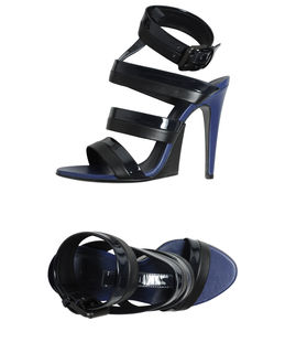 BOTTEGA VENETA - CALZATURE - Sandali con tacco