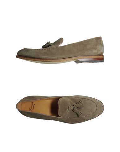 ZOOM FORMALE - Moccasins