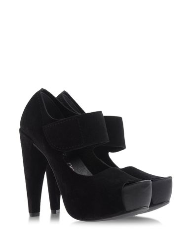 ZOOM PEDRO GARCÍA - Pumps with open toe