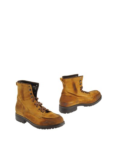 ZOOM DÉBUT - Combat boots