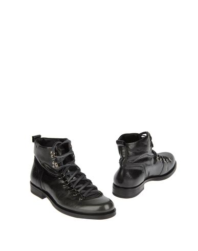 ZOOM DÉBUT - Ankle boots