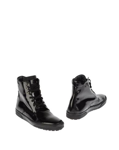 ZOOM DÉBUT - Combat boots