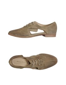 ADELE FADO - Laced shoes
