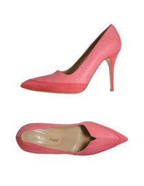 ADELE FADO - Closed-toe slip-ons