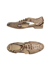 ADELE FADO - Laced shoes