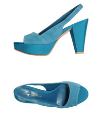 GIANVITO ROSSI - Sandals