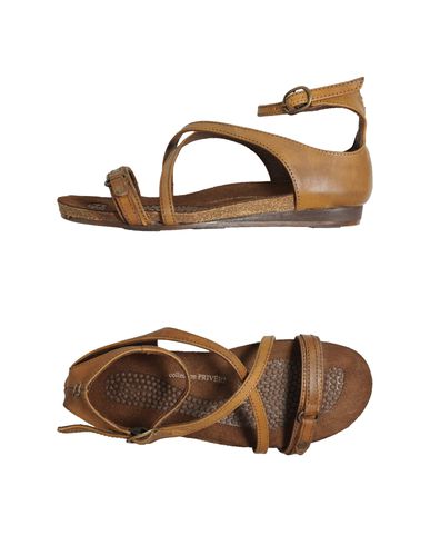 ZOOM COLLECTION PRIVĒE? - Sandals
