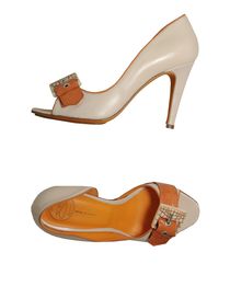 PAUL & BETTY - Closed-toe slip-ons