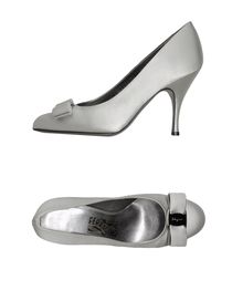 SALVATORE FERRAGAMO - Closed-toe slip-ons
