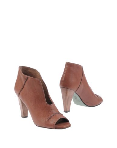 ZOOM HOSS INTROPIA - Ankle boots