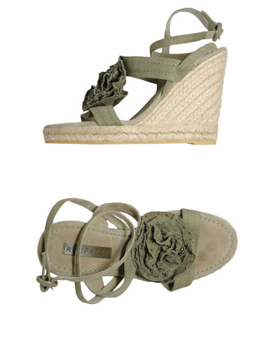 ZOOM APEPAZZA - Sandals