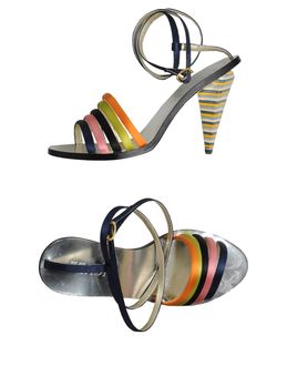 FENDI - CALZATURE - Sandali con tacco