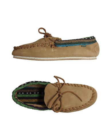 ZOOM ELEMENT - Moccasins