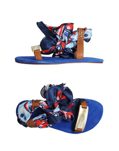 ZOOM AVEC MODÉRATION - Sandals