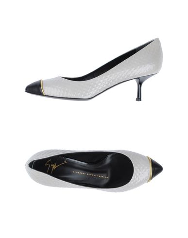 ZOOM GIUSEPPE ZANOTTI DESIGN - Closed-toe slip-ons