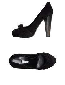 TO BE - Closed-toe slip-ons