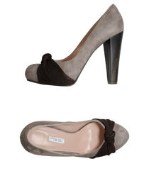 TO BE - Closed-toe slip-ons