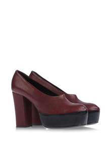Closed toe - A TROIS