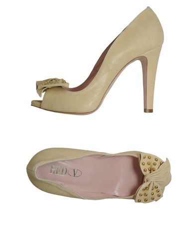 ZOOM REDValentino - Closed-toe slip-ons