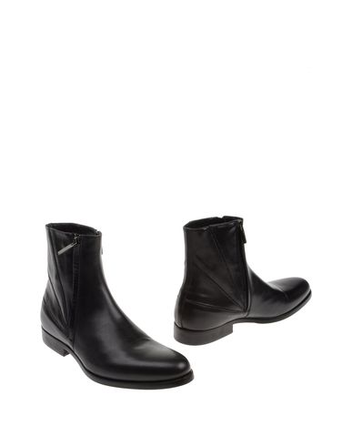 ZOOM ALESSANDRO DELL'ACQUA - Ankle boots