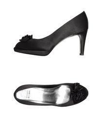 STUART WEITZMAN - Closed-toe slip-ons