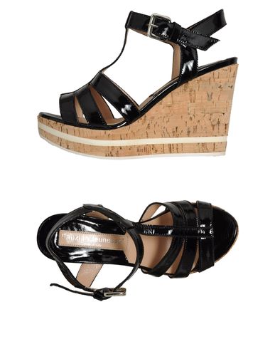 ZOOM FAUZIAN JEUNESSE' - Wedge