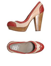 MOMA - Closed-toe slip-ons